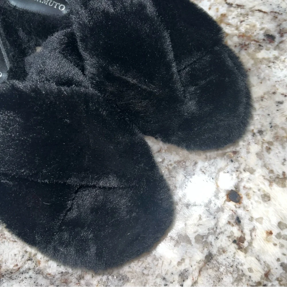 Vince Camuto Kortendie Black Faux Fur Slip On Slide Slippers Size 9M - Picture 5 of 12